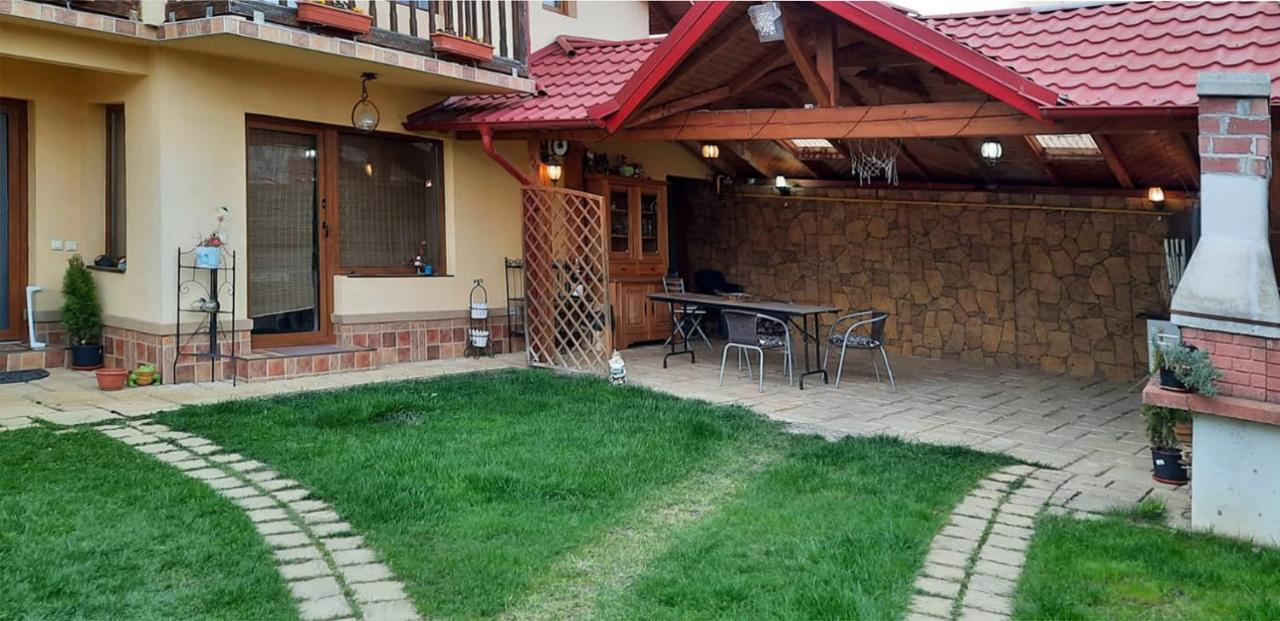 Bella Daria Otel Campulung Dış mekan fotoğraf